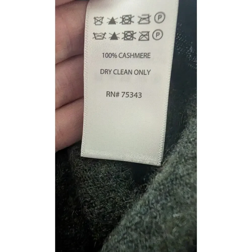 Tahari Pure Luxe 100% Cashmere Men's Handsome Green‎ V Neck Sweater XL $245
